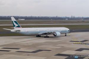 B777 Cathay Pacific-6